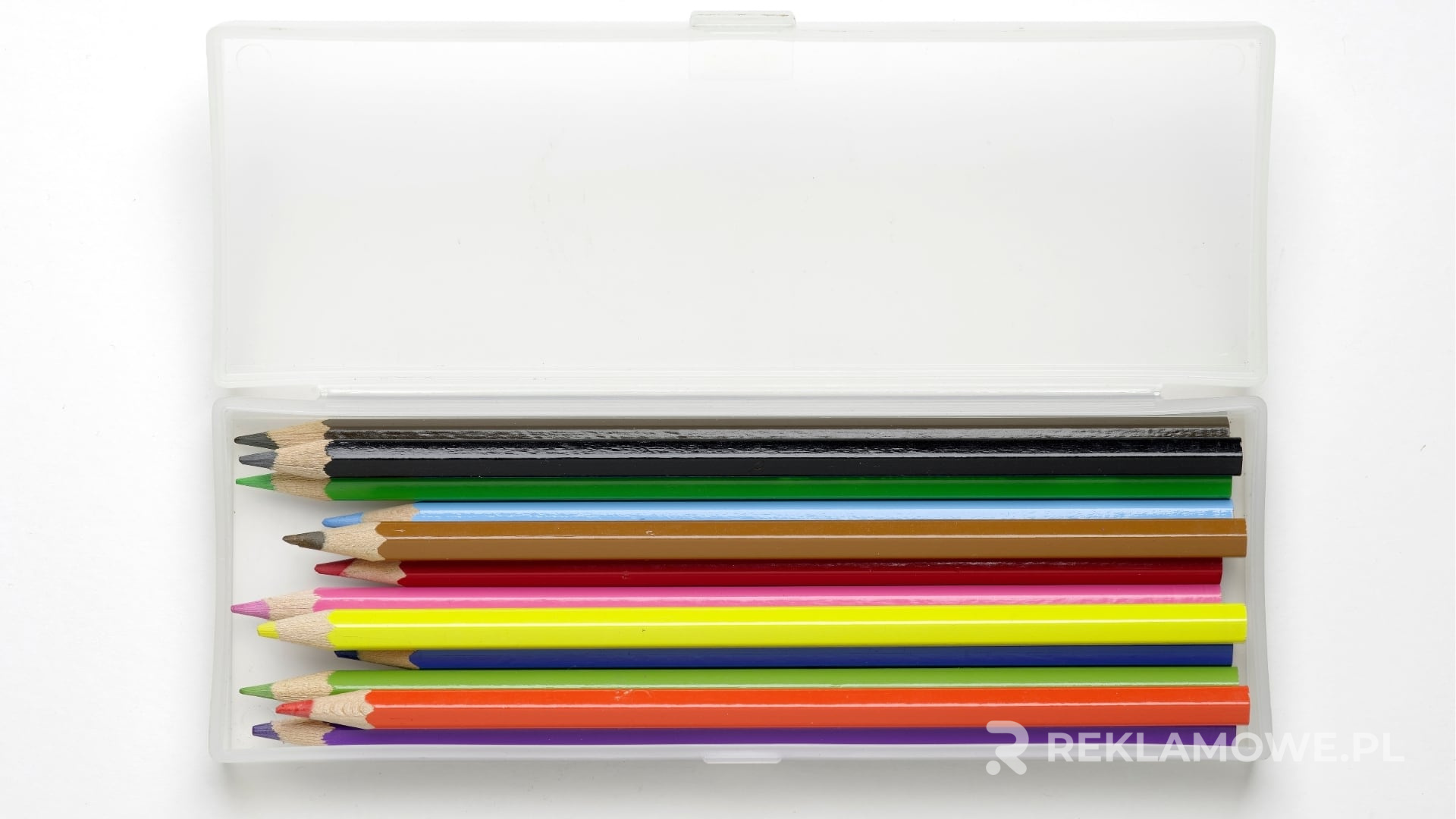 Piórnik reklamowy używany przez ucznia